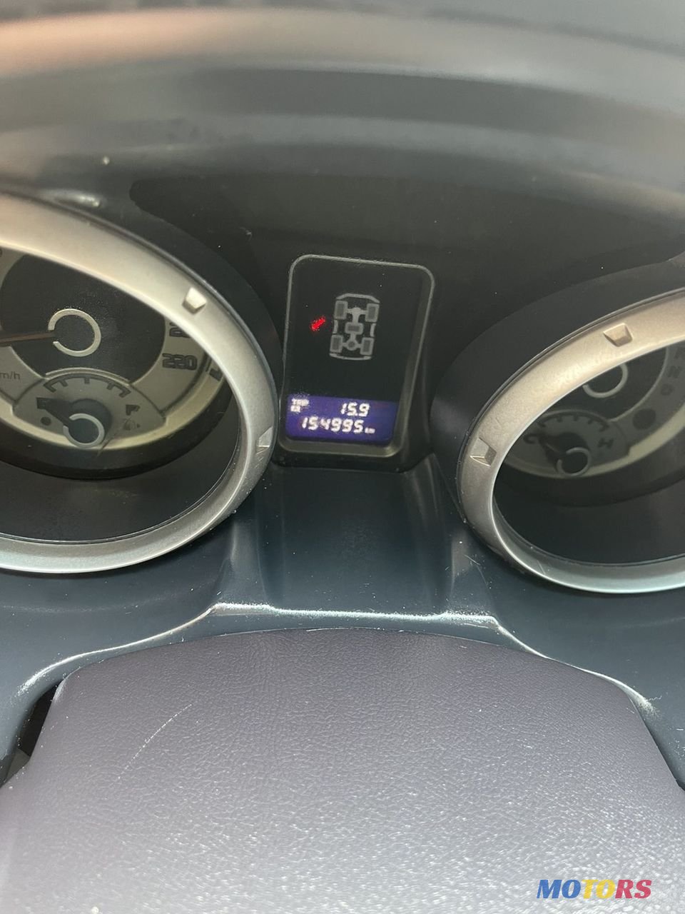 2010' Mitsubishi Pajero photo #3