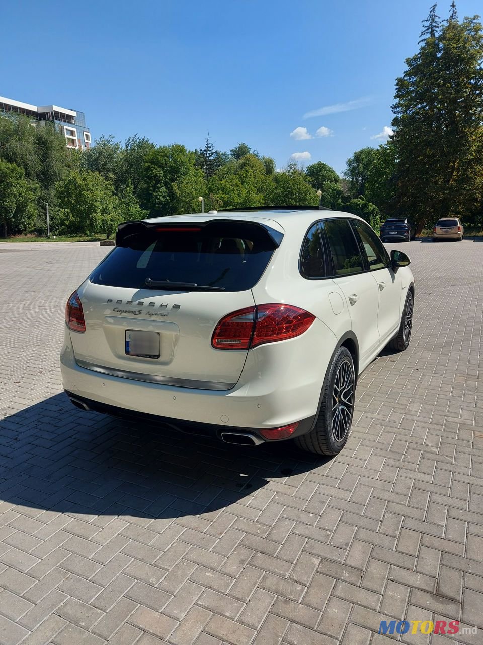 2011' Porsche Cayenne photo #5