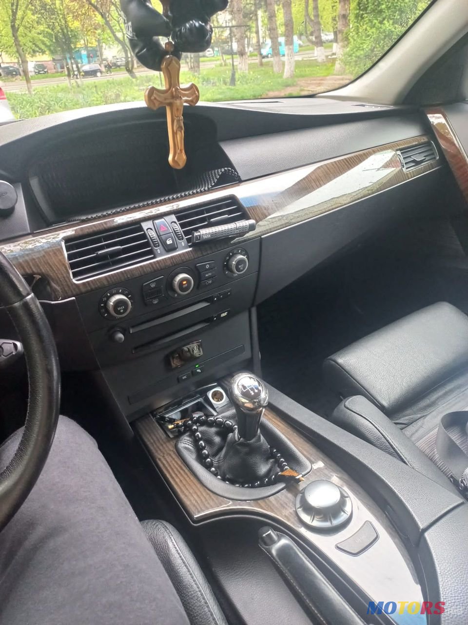 2004' BMW 5 Series photo #6