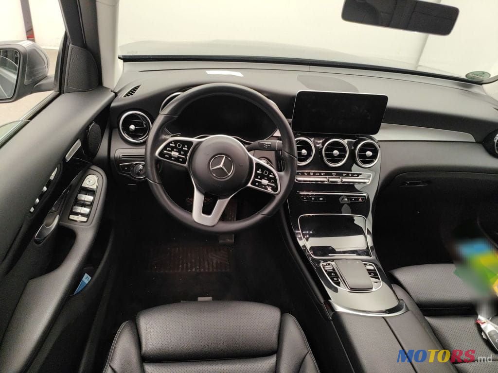 2021' Mercedes-Benz GLC photo #5