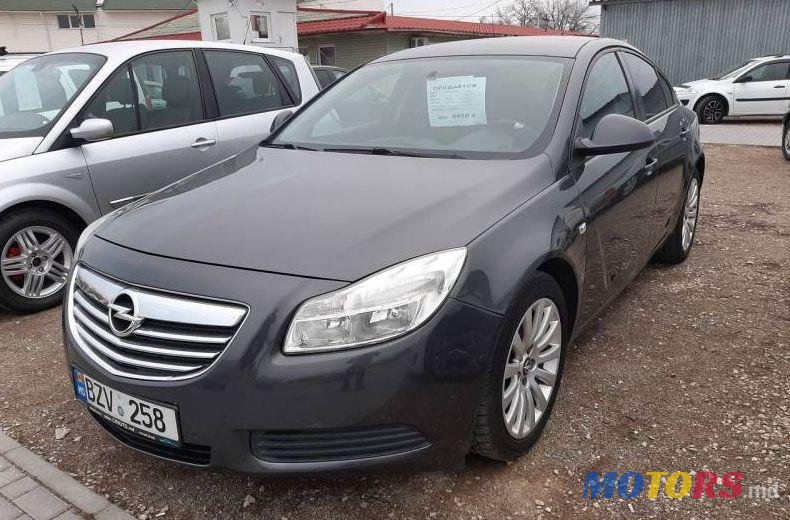 2010' Opel Insignia photo #1