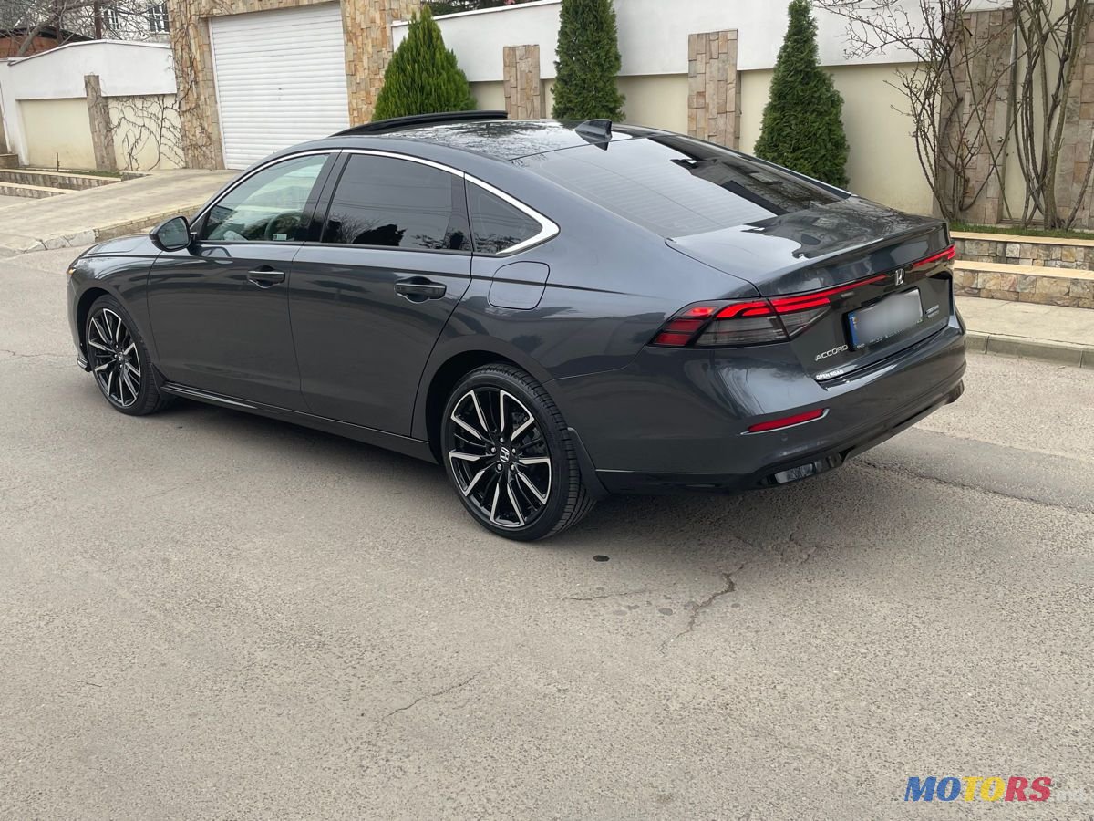 2023' Honda Accord photo #2