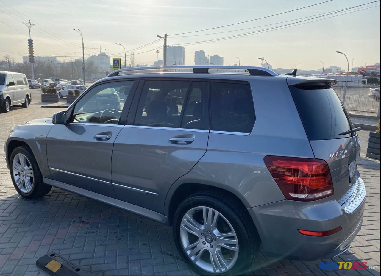 2013' Mercedes-Benz Glk Класс photo #2