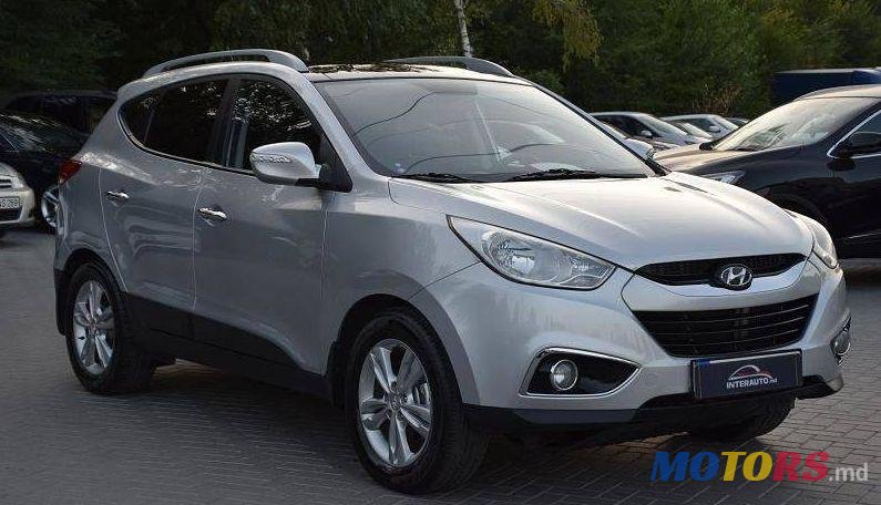 2010' Hyundai Tucson photo #1