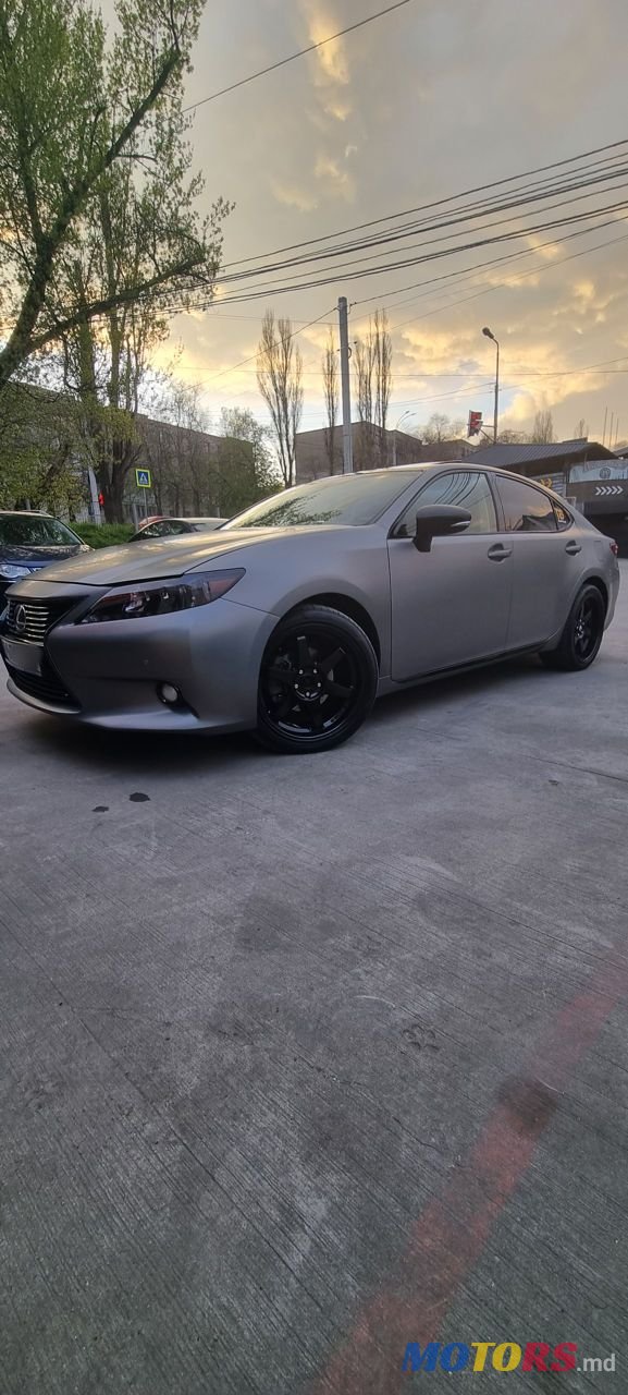 2012' Lexus Es Series photo #4