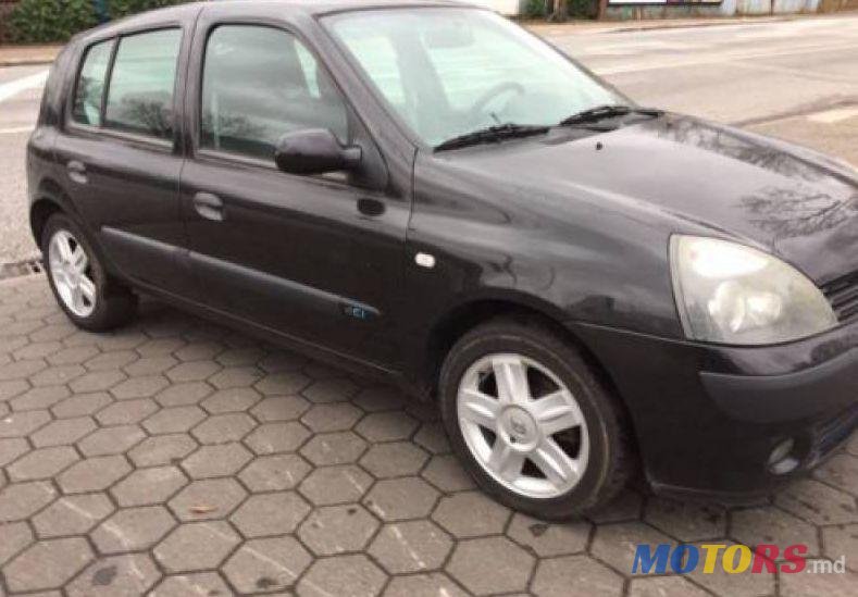 2003' Renault Clio photo #1