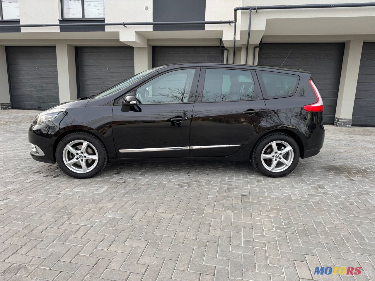 2015' Renault Grand Scenic photo #4