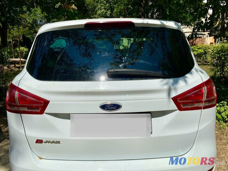 2013' Ford B-MAX photo #2