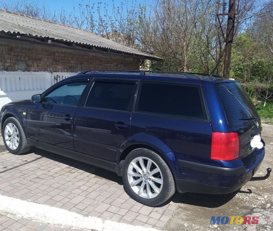 1999' Volkswagen Passat photo #2