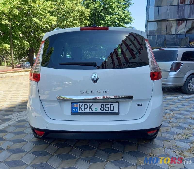 2016' Renault Grand Scenic photo #6