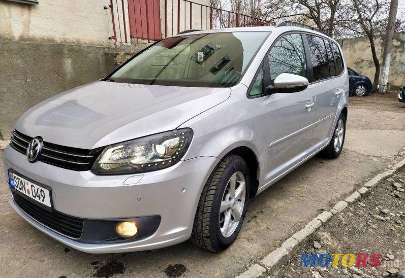 2012' Volkswagen Touran photo #1