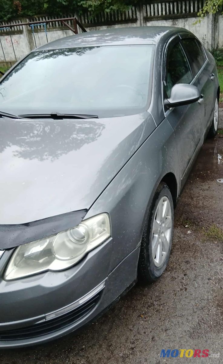 2006' Volkswagen Passat photo #2