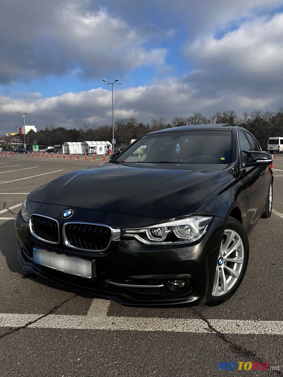 2016' BMW 3 Series photo #3