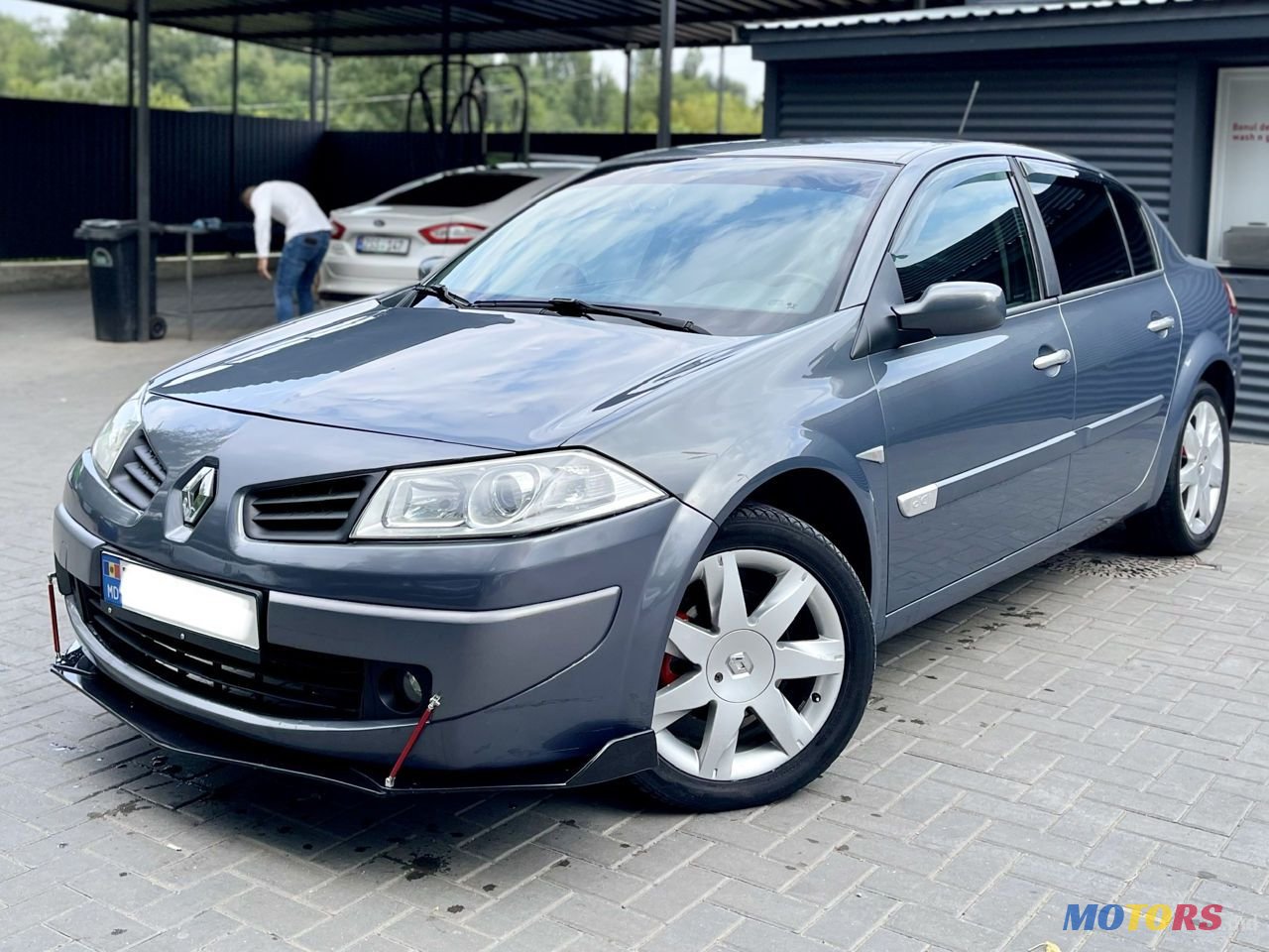 2007' Renault Megane photo #1