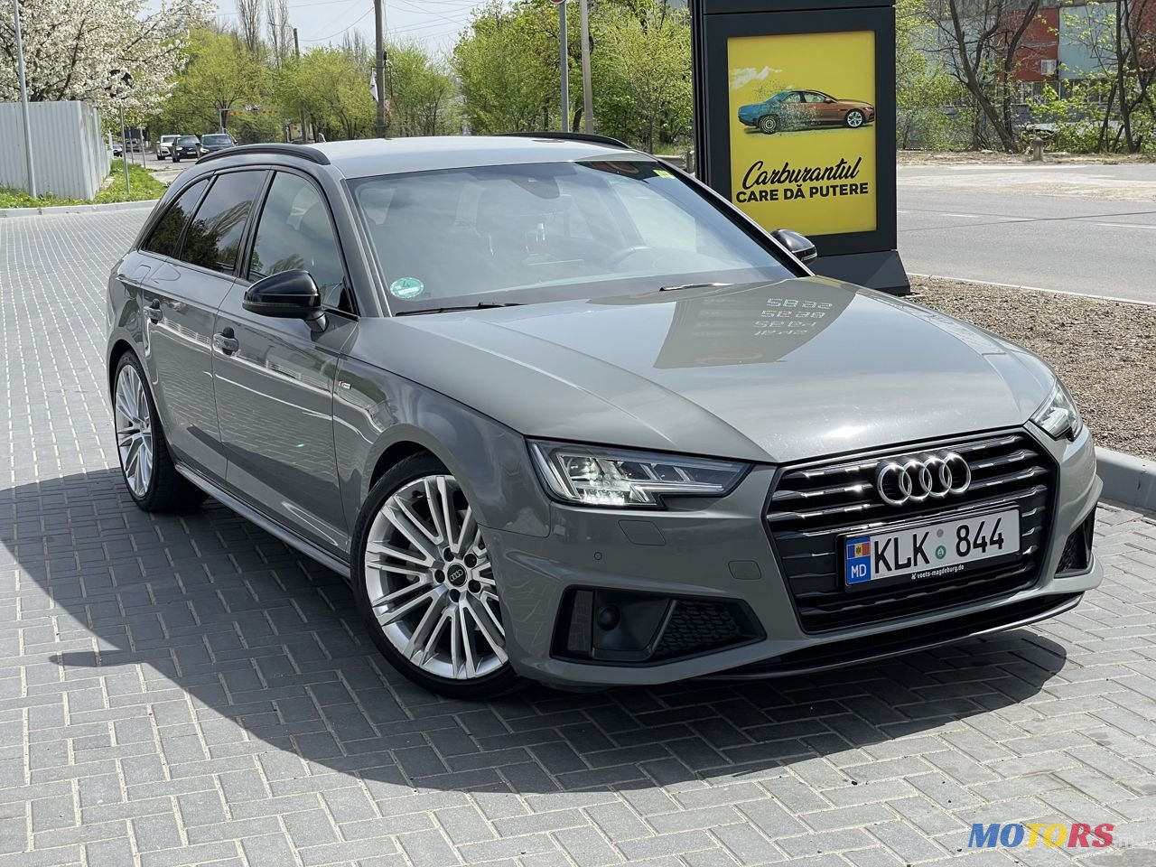 2019' Audi A4 photo #2