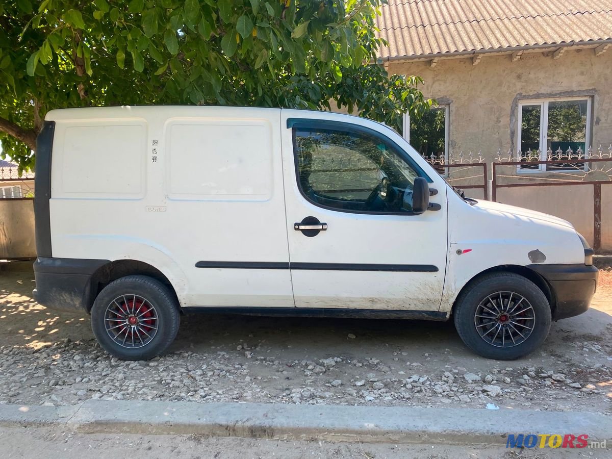 2002' Fiat Doblo Cargo photo #2