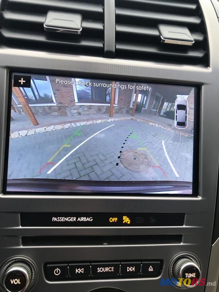 2017' Lincoln MKZ photo #5