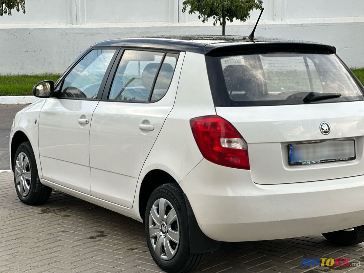 2014' Skoda Fabia photo #6