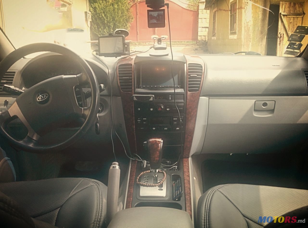 2005' Kia Sorento photo #3