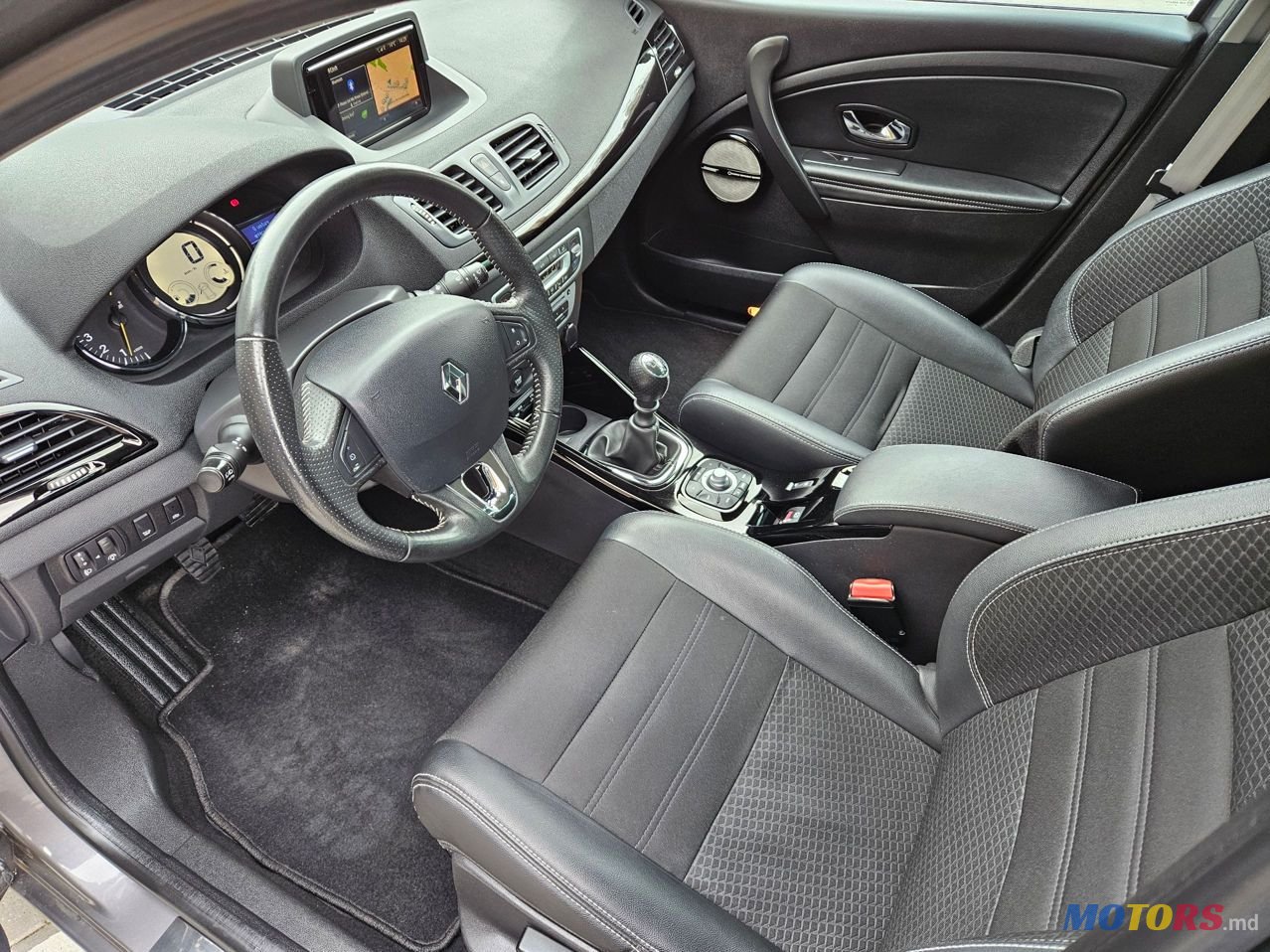 2015' Renault Megane photo #3