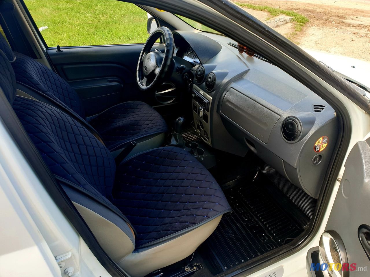 2010' Dacia Logan Mcv photo #6