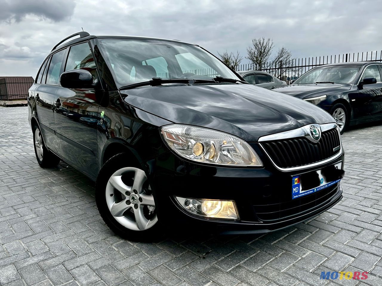 2012' Skoda Fabia photo #2