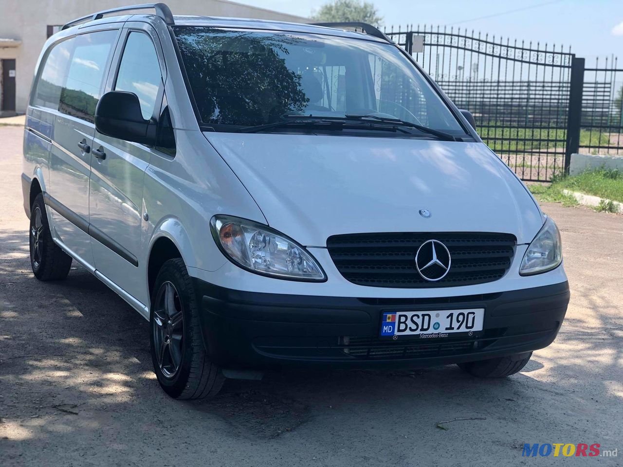 2008' Mercedes-Benz Vito 109CDI photo #2