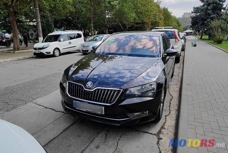 2016' Skoda Superb photo #5