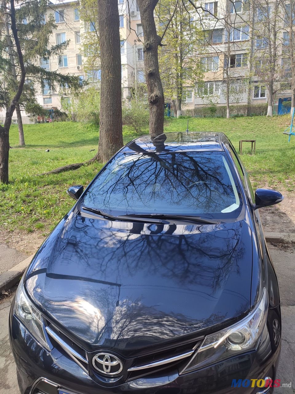 2015' Toyota Auris photo #2