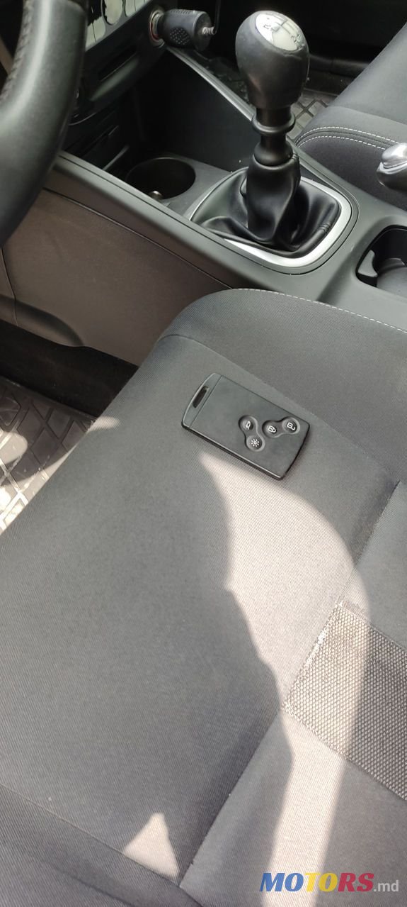 2009' Renault Megane photo #2