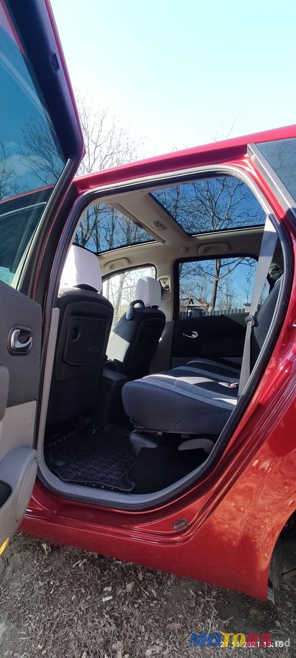 2005' Renault Grand Scenic photo #6