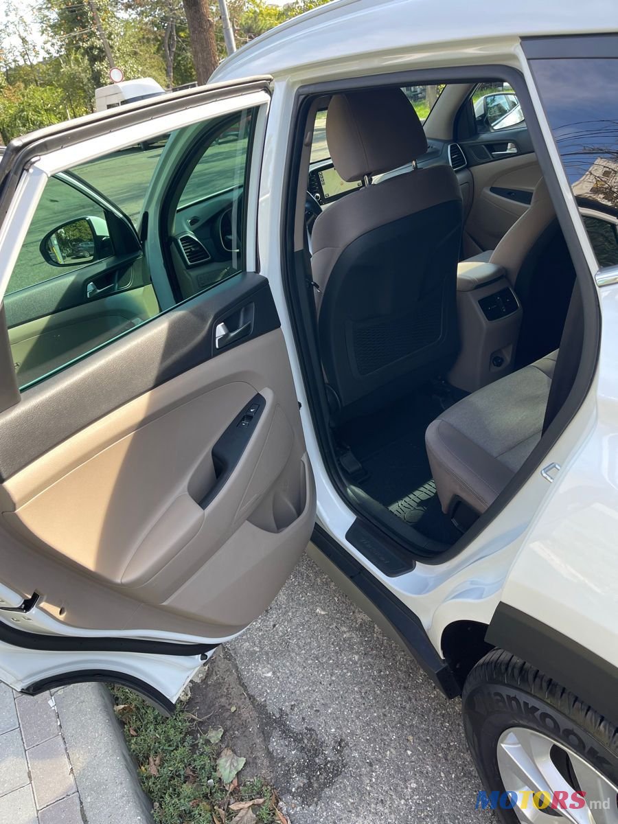 2019' Hyundai Tucson photo #6