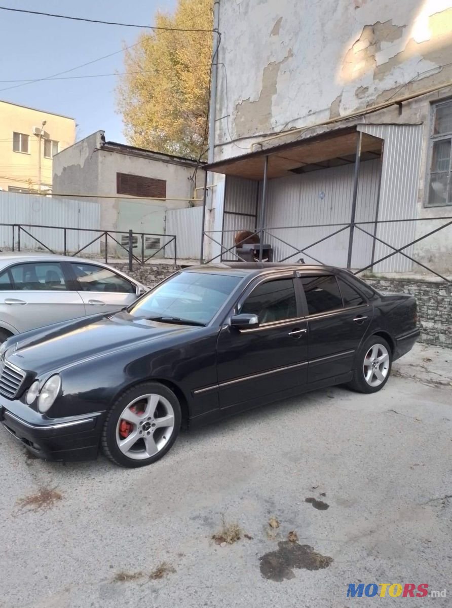 2001' Mercedes-Benz E Класс photo #1