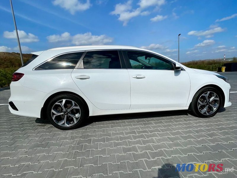 2021' Kia Ceed photo #4