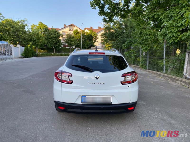 2014' Renault Megane photo #6