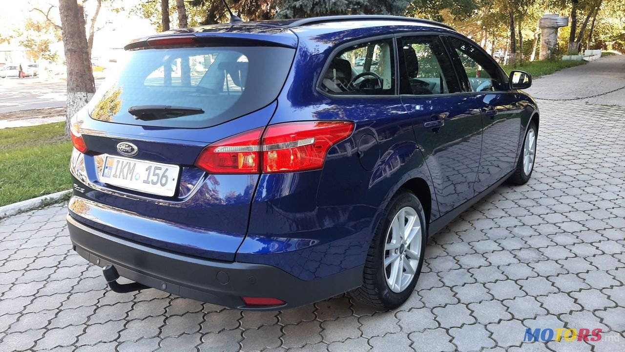 2016' Ford Focus photo #5