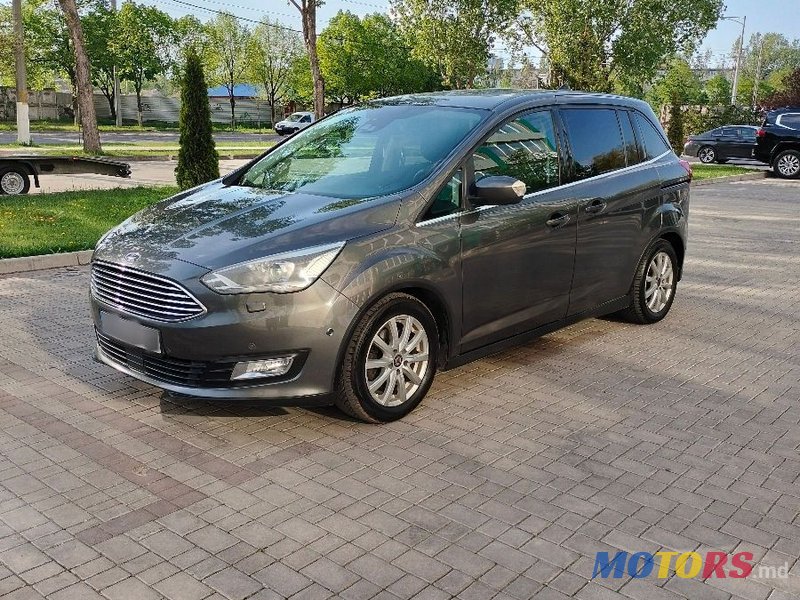 2015' Ford Grand C-MAX photo #3