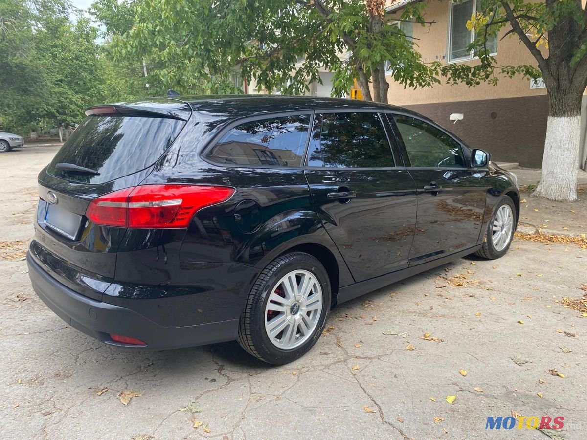 2016' Ford Focus photo #2