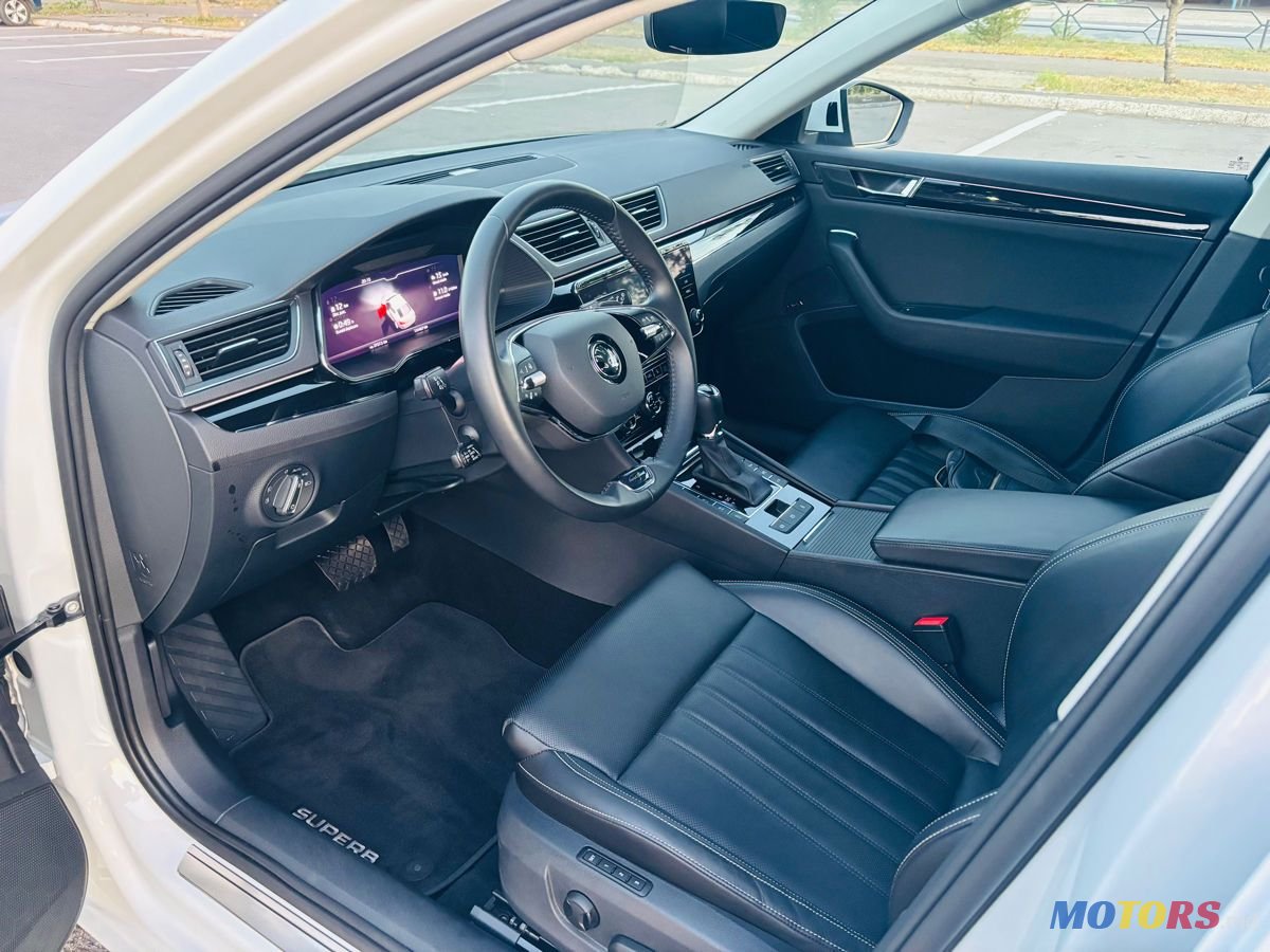 2021' Skoda Superb photo #5