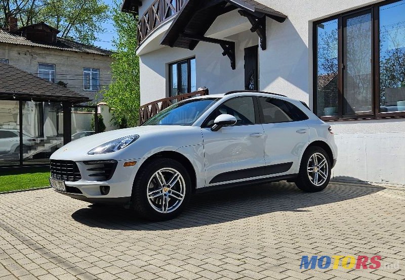 2016' Porsche Macan photo #1