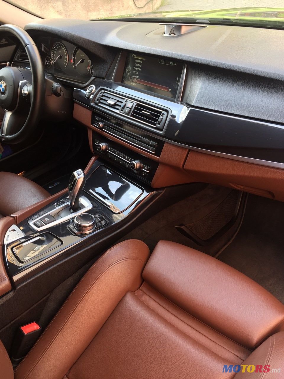 2014' BMW 5 Series photo #1