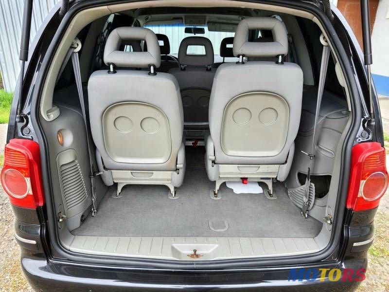 2008' Volkswagen Sharan photo #5