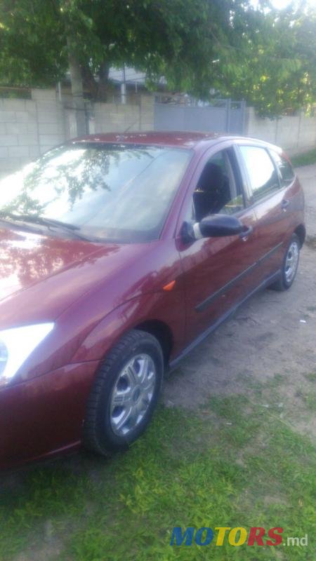 2000' Ford Focus photo #1