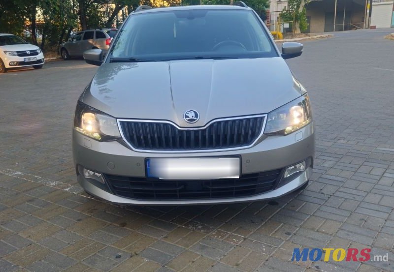 2015' Skoda Fabia photo #1