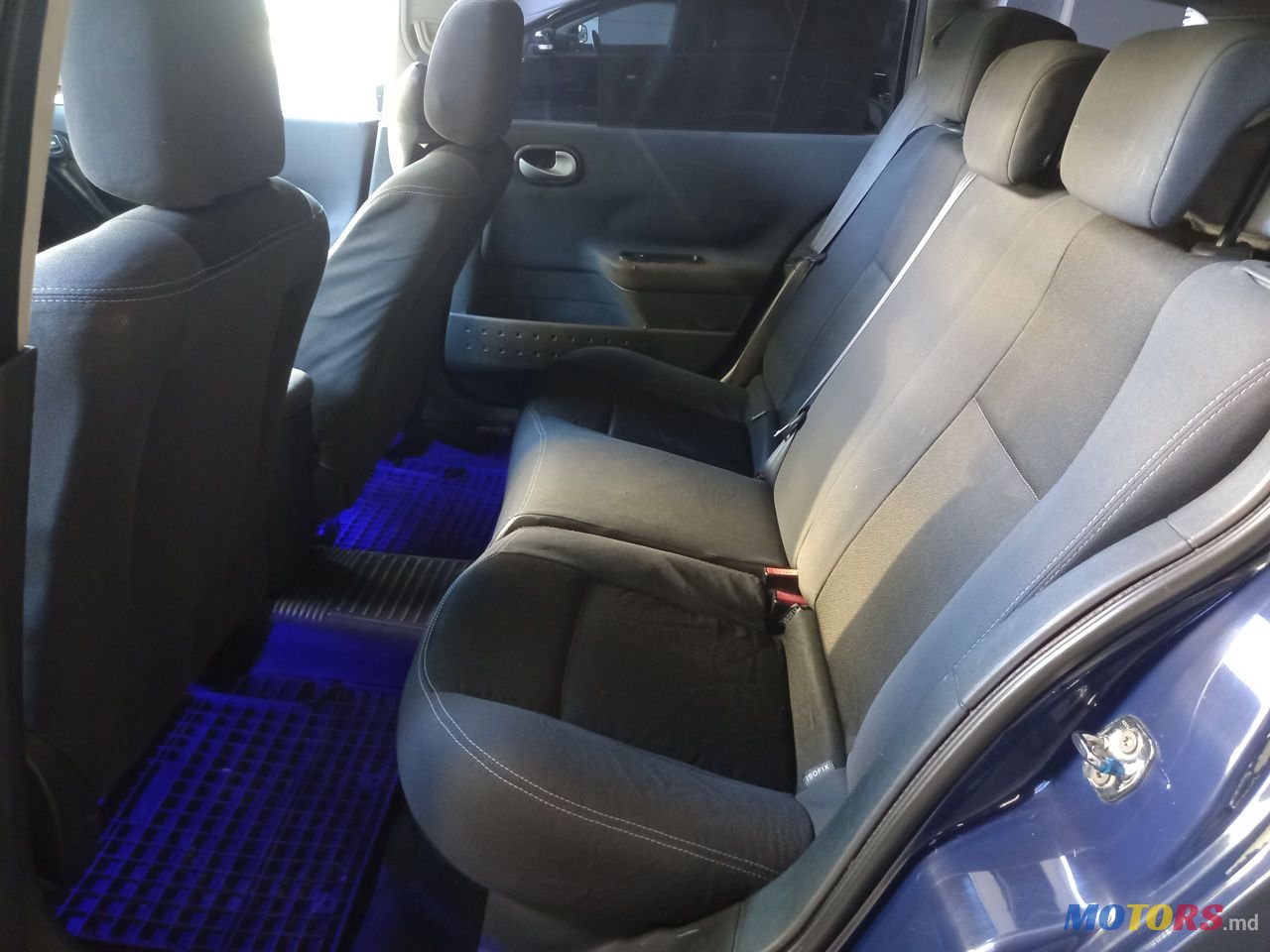 2008' Renault Megane photo #3