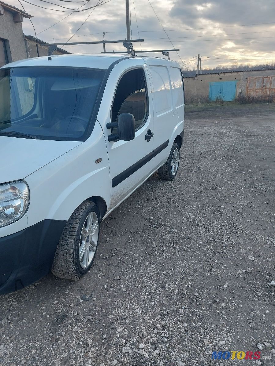 2008' Fiat Doblo Cargo photo #2