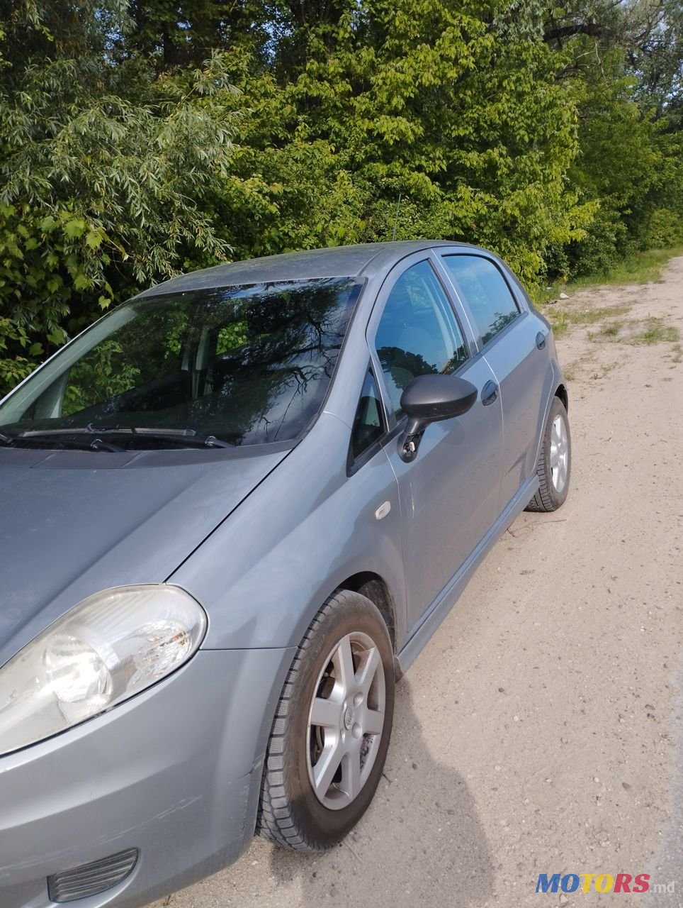 2010' Fiat Punto photo #4