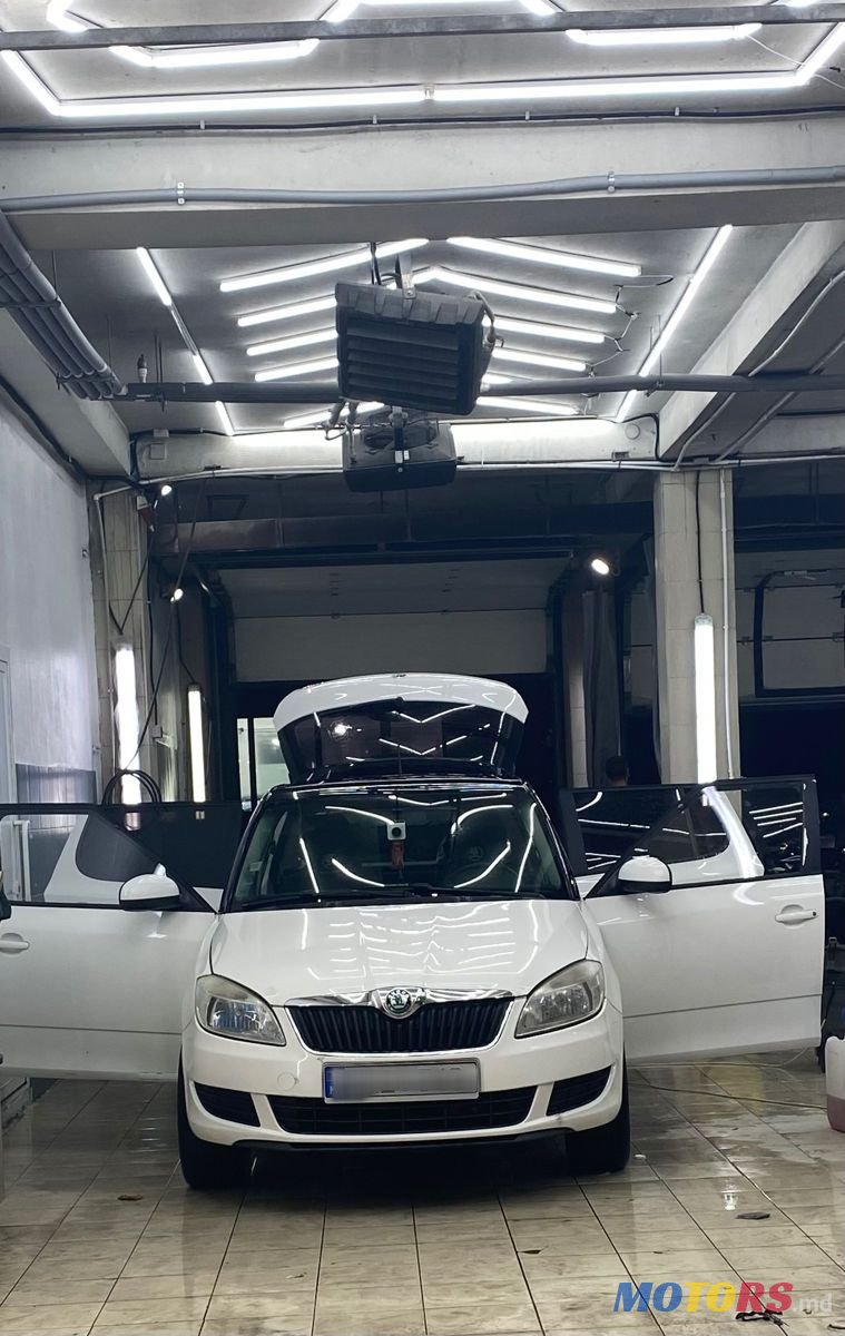 2013' Skoda Fabia photo #1