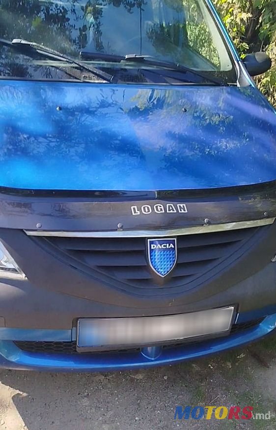 2008' Dacia Logan photo #2