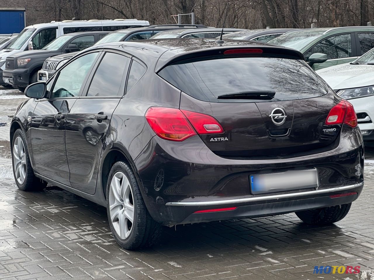 2013' Opel Astra photo #4